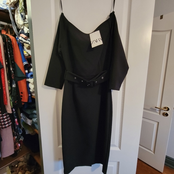 Zara off the shoulder dress - Picture 2 of 6